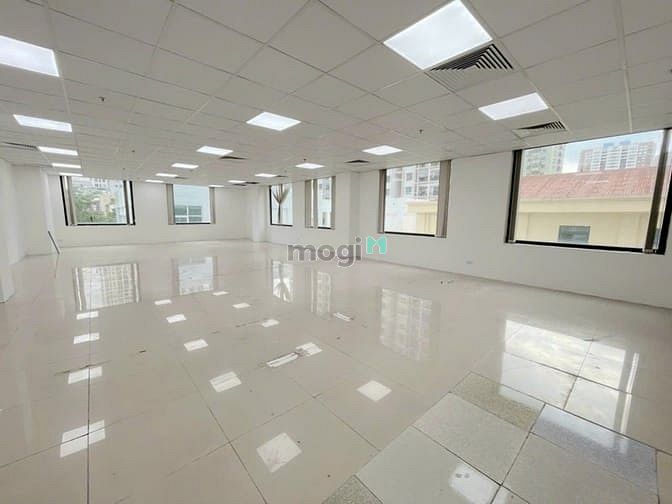 Hình ảnh Chính chủ cho thuê nhà mặt phố 300m2 x 5 tầng MT 20m KĐT Starlake