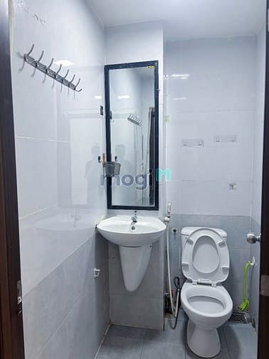 Hình ảnh Cho thuê phòng ngay Trần Văn Đang Q3 hẻm thông Hoàng Sa nhà mới