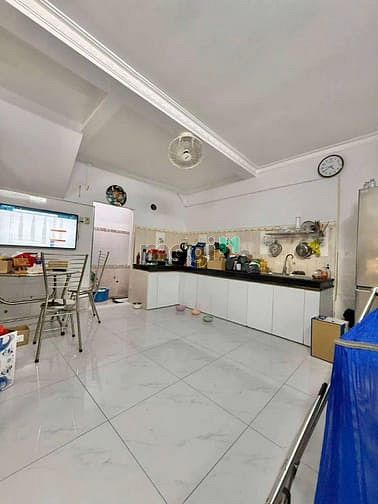 Hình ảnh Chỉ hơn 3 tỷ - 3 tầng BTCT sát chợ Tân Bình, 42m, có 3PN vào ở ngay!