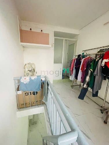 Hình ảnh Đường Bình Đông Q 8, ba tầng, xây kiên cố, một đời chủ. Sổ hồng riêng.