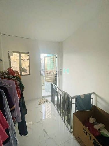 Hình ảnh Đường Bình Đông Q 8, ba tầng, xây kiên cố, một đời chủ. Sổ hồng riêng.