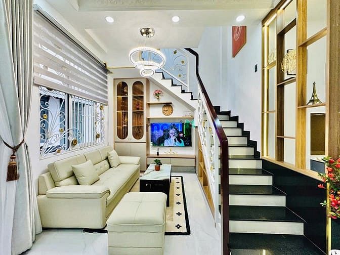 Hình ảnh siêu phẩm Thích Quảng Đức full nội thất