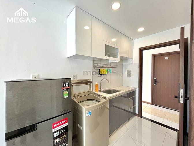 Hình ảnh 💖 Studio cửa sổ trời đón sáng tốt gần Ngã Tư Hàng Xanh - UEF - HUTECH