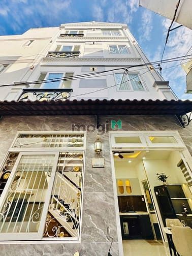 Hình ảnh Siêu Phẩm Thích Quảng Đức full nội thất