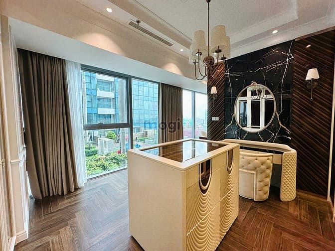Hình ảnh Bán gấp Trang Chủ MB66.COM / Đăng Ký Tặng 66K cao cấp Vinhomes Đồng Khởi - Trung tâm mua sắm Quận 1