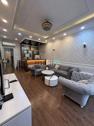 Hình ảnh Cho thuê nhà có hầm và thang máy - 18Bis/6 NTMK, Q1