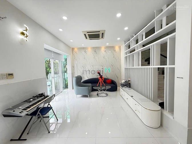 Hình ảnh Cần bán biệt thự Hưng Thái, nhà 4 PN, giá 34 tỷ thương lượng tốt nhất