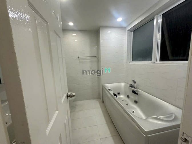 Hình ảnh Cho thuê CH Happy Valley 3PN siêu đẹp full nội thất,có ô xe, giá 22