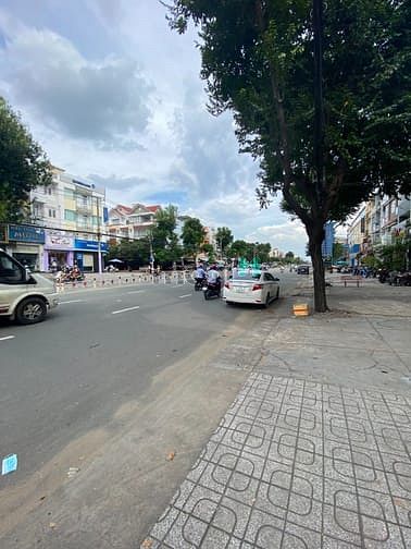 Hình ảnh 💯CỰC ĐẸP💥💥Góc 2 Mặt Tiền KD Tên Lửa 4x21m 4 tầng LỀ LỚN 8m SÁT AEON