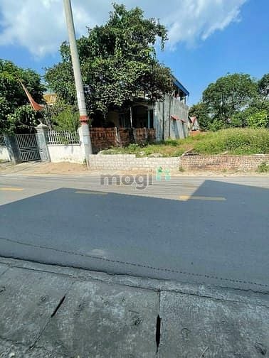 Hình ảnh Bán lô đất mặt đường trục chính – 121m trại láng, cổ đông