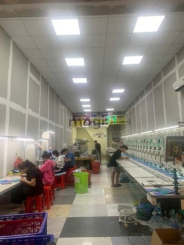 Hình ảnh Cần Cho Thuê TX22 Q.12  DT: 5mx31m có : gác lửng,  Điên 3 pha Giá 10tr