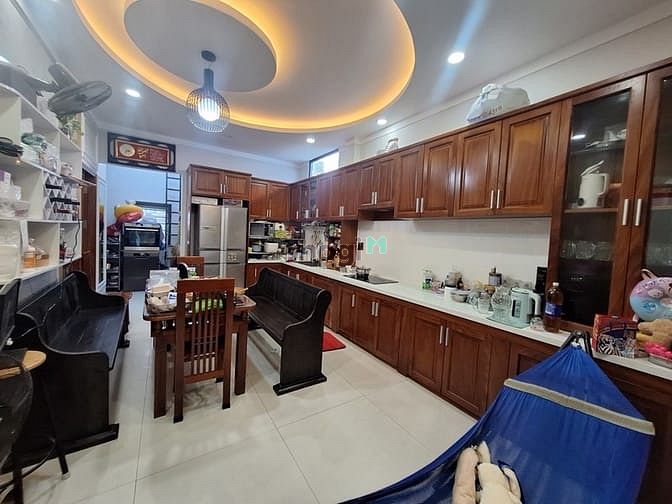 Hình ảnh Siêu Phẩm Chợ Hiệp Bình 240m2 - Dòng tiền 30tr - Nội Thất Gỗ Đỏ