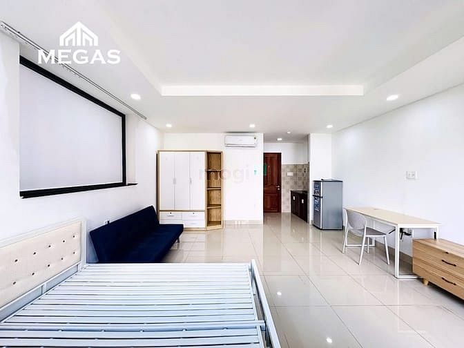 Hình ảnh CHDV Full Nội Thất Luxury Sạch Sẽ Ngay Lê Thúc Hoạch - Vườn Lài