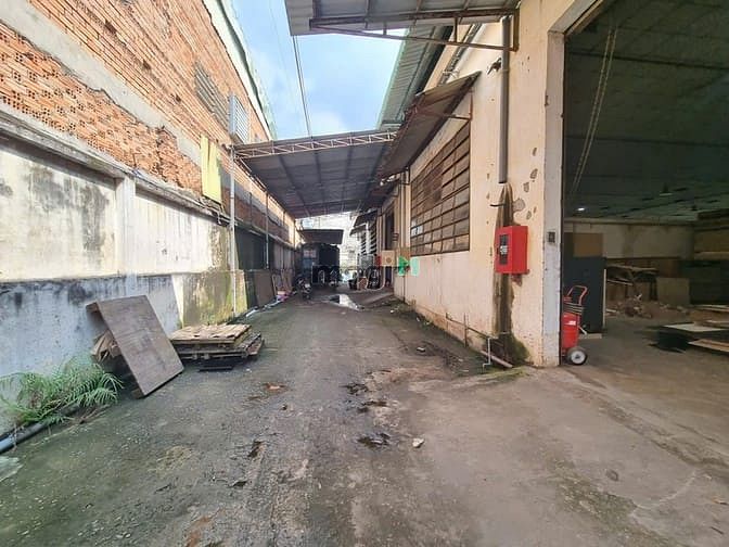 Hình ảnh Bán Gấp Xưởng 5000m2 kcn Q12 .
