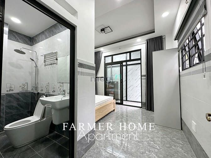 Hình ảnh Cho Thuê CHDV Studio tách bếp Tiện Nghi. Ban công thoáng. Hoàng Sa Q.1