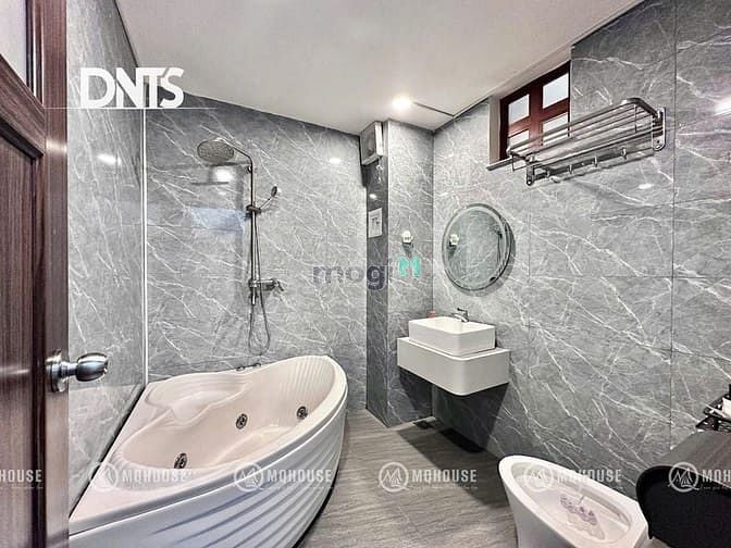 Hình ảnh Căn Hộ 1Phòng Ngủ Ban Công Gần Công Viên Lê Văn Tám_Chợ Tân Định Q1