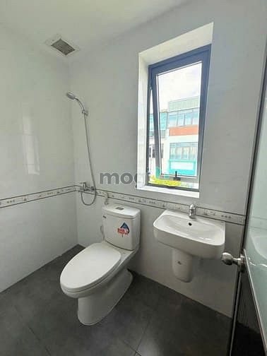 Hình ảnh Phòng đẹp Huỳnh Tấn Phát giao Bùi Văn Ba mới xây 4 triệu