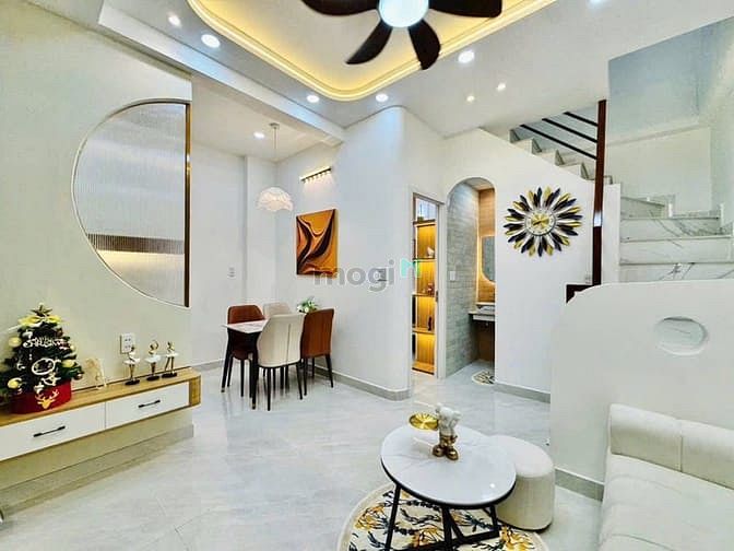 Hình ảnh Nhà Phan Văn Trị Bình Thạnh 2 Tầng- DT 30m2 Giá 4.95 Tỷ.
