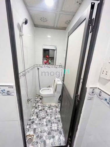 Hình ảnh Cho thuê Nhà 2/ TL31 ,Q12 _dt:4x4m trệt lầu 1pn,1wc  3tr