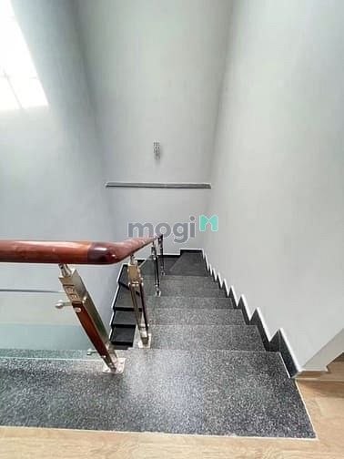 Hình ảnh Cho thuê nhà đường thạnh tx22 4x15m Nhà 2 lầu 4pn,3wc Giá 12tr hẻm xh