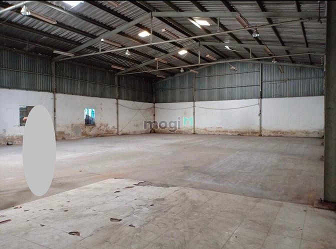 Hình ảnh Cho thuê kho 403m2 đường container gần ngã tư Ga Quận 12