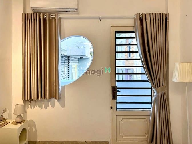 Hình ảnh CHDV full nội thất. Dạng Studio. Xinh sắn Có ban công thoáng. Giá 7tr