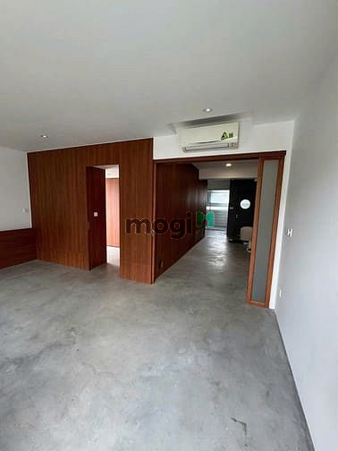 Hình ảnh Cho thuê tòa nhà 413B Lê Văn Sỹ, Phường 12, Quận 3.