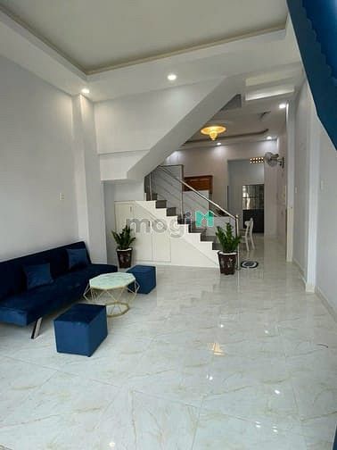 Hình ảnh Nhà 2 mặt tiền hẻm, Thị trấn Nhà Bè. 4m ngang. Sổ hồng riêng.