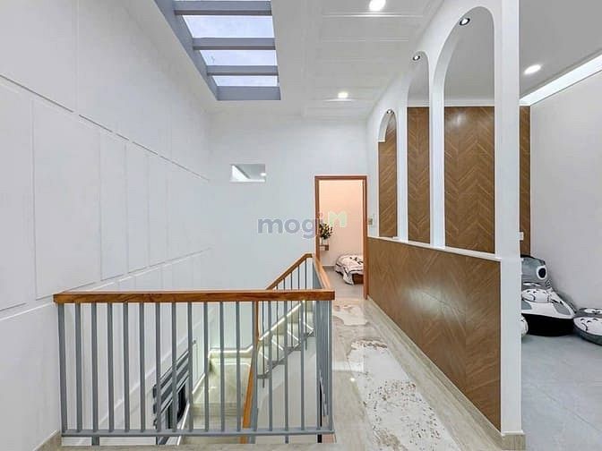 Hình ảnh Siêu phẩm 5 tầng full nội thất Bùi Văn Ba - 62m2 ngang 4m chuẩn