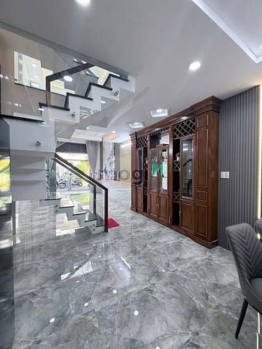 Hình ảnh Nhà Lâm Văn Bền - Hẻm ô tô - Full nội thất