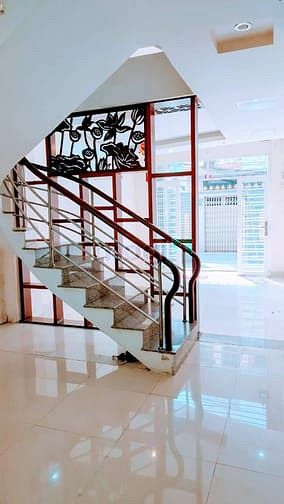 Hình ảnh Nhà Lâm Văn Bền - 70m2 - Xe hơi tới nhà - Full nội thất