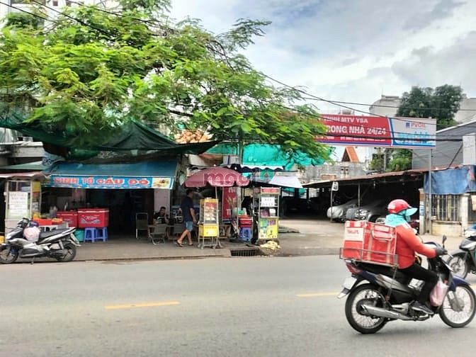 Hình ảnh Bình Thạnh, Đất Thổ cư, 3 Mặt tiền đường Nguyễn Xí, KV 20x55m 1100m2