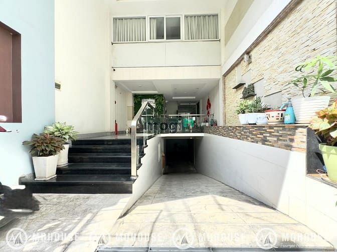 Hình ảnh CHDV full nội thất Có ban công rộng cửa sổ.Thang máy gần ngay TT 7.3tr