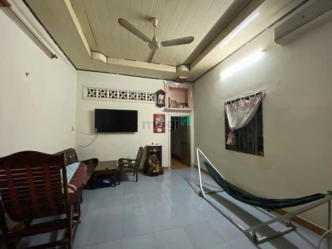 Hình ảnh Nhà mặt tiền đường Lê Văn Lương Quận 7. 161 m2 thổ cư, 12,5 tỷ.