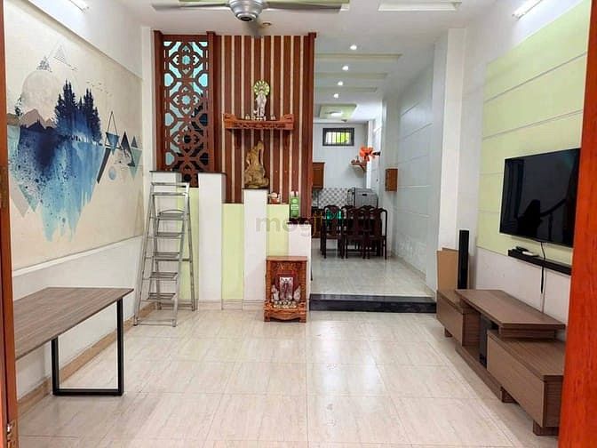 Hình ảnh Nhà tx25 quận 12 DT 4x15m 2 lầu 3pn.2wc Giá 9tr có nội thất hẻm xe  hơ