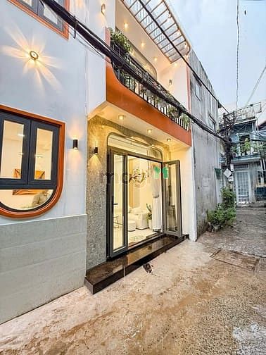 Hình ảnh Bán Nhà Phan Văn Trị Bình Thạnh Hẻm Xe Hơi 3PN Full Nội Thất 27m2