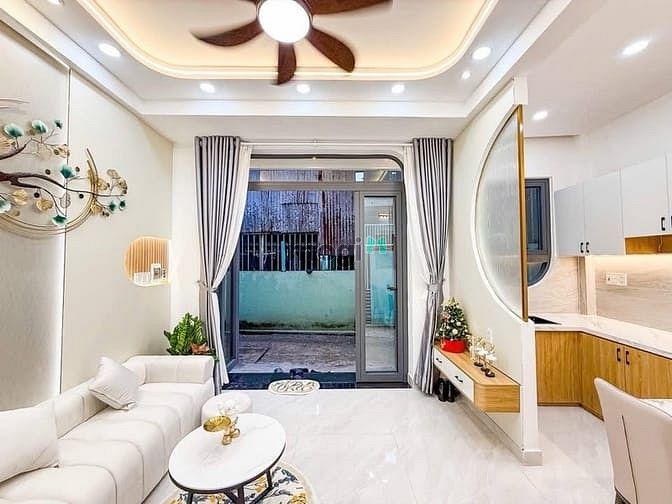 Hình ảnh Bán Nhà Phan Văn Trị Bình Thạnh Hẻm Xe Hơi 3PN Full Nội Thất 27m2