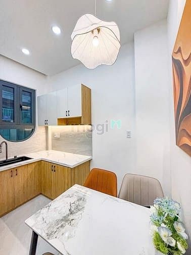 Hình ảnh Bán Nhà Phan Văn Trị Bình Thạnh Hẻm Xe Hơi 3PN Full Nội Thất 27m2
