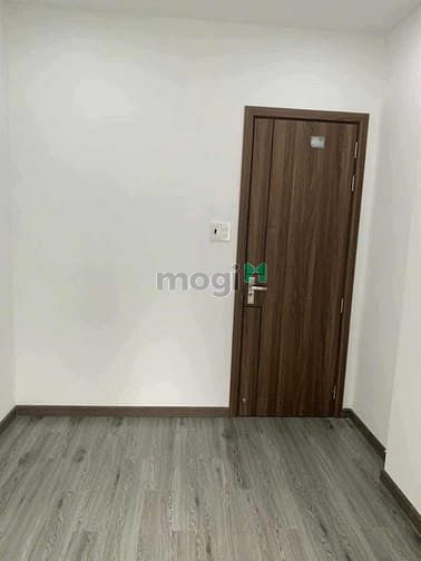 Hình ảnh Chạm tay giữa lòng CMT8 Q3 mới- 3 Tầng 2PN 4Ty