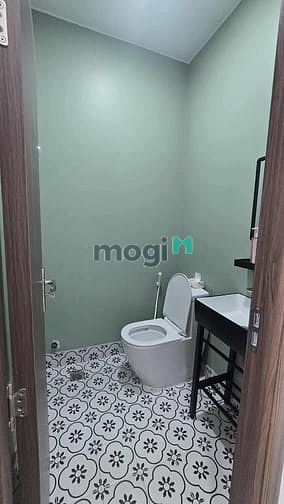 Hình ảnh Chạm tay giữa lòng CMT8 Q3 mới- 3 Tầng 2PN 4Ty