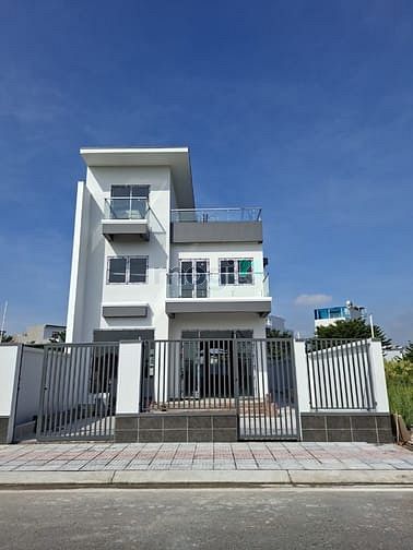 Hình ảnh Lô Đất Xây Biệt Thự KDC Thanh Nhựt• Phước Kiển• 200m2(10x20)• 11tỷ700