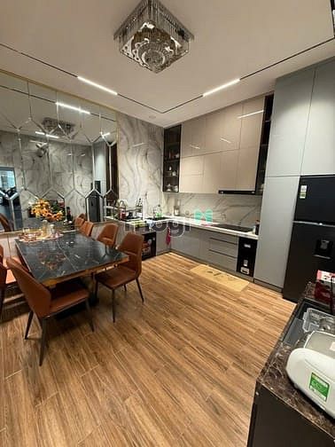 Hình ảnh Chính Chủ Gửi Bán Gấp Nhà Phố Mặt Tiền Cách Đặng Văn Bi 20m