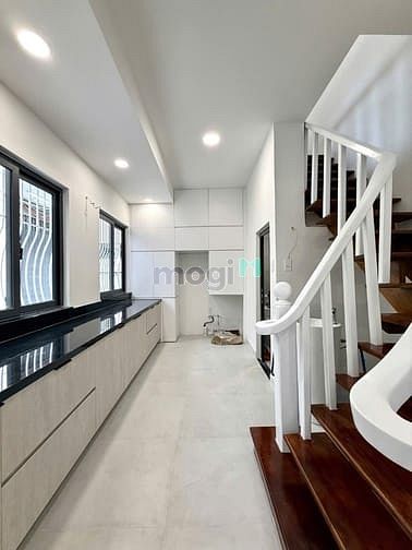 Hình ảnh CMT8 - Nhà Mới Ở Liền - Hẻm 3M - 34M - Nhỉnh 5 Tỷ