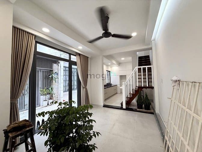 Hình ảnh CMT8 - Nhà Mới Ở Liền - Hẻm 3M - 34M - Nhỉnh 5 Tỷ