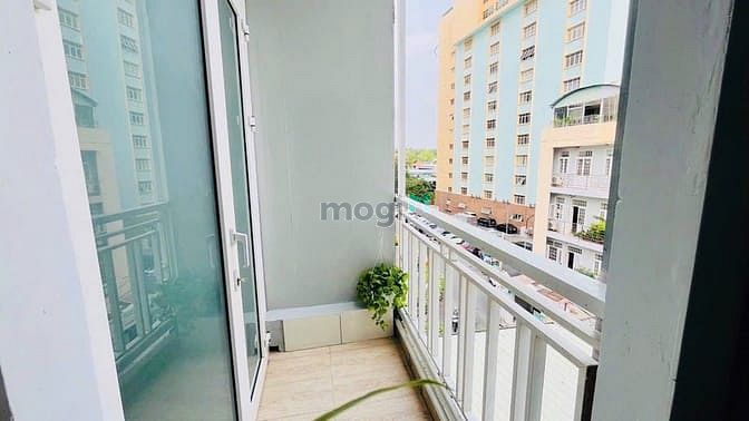 Hình ảnh Cho thuê căn 1PN ban công ở Trà Khúc Tân Bình gần sân bay nhận xe điện