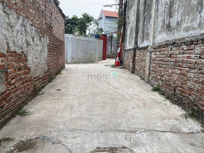 Hình ảnh Bán 85,5m2 đất Sen Hồ, Lệ Chi - sổ đỏ đẹp - đường ô tô - chỉ 3,x tỷ