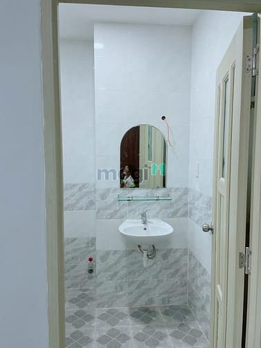Hình ảnh Chính chủ cho thuê phòng 30m2 ở KDC 13E Intresco đối diện ĐH Văn Hiến
