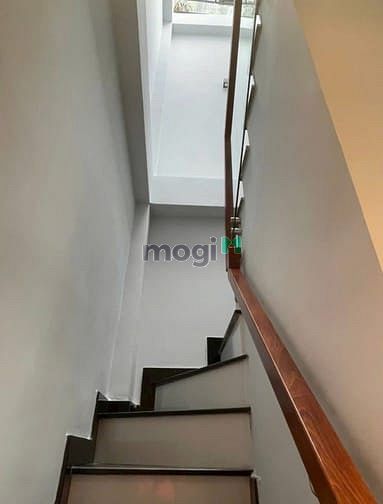 Hình ảnh Mềm lắm 3T5 2PN ngay giữa phố Trần Quang Diệu Q3