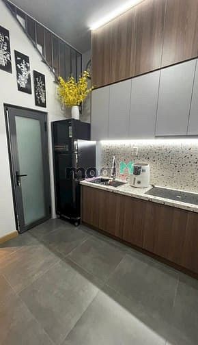 Hình ảnh Mềm lắm 3T5 2PN ngay giữa phố Trần Quang Diệu Q3