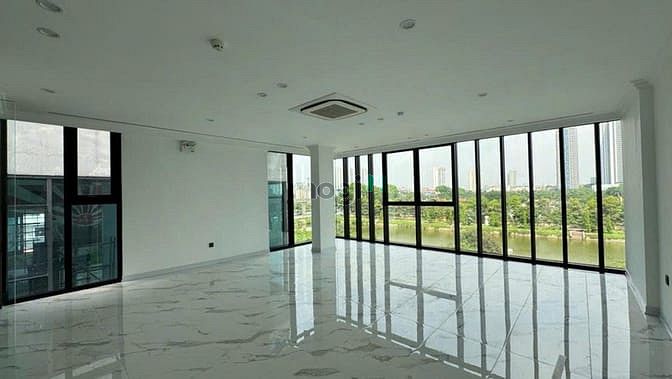 Hình ảnh Bán Nhà MP Trịnh Công Sơn, VIEW HỒ SEN, 123M2x4T, MT 5.5M, 85 TỶ
